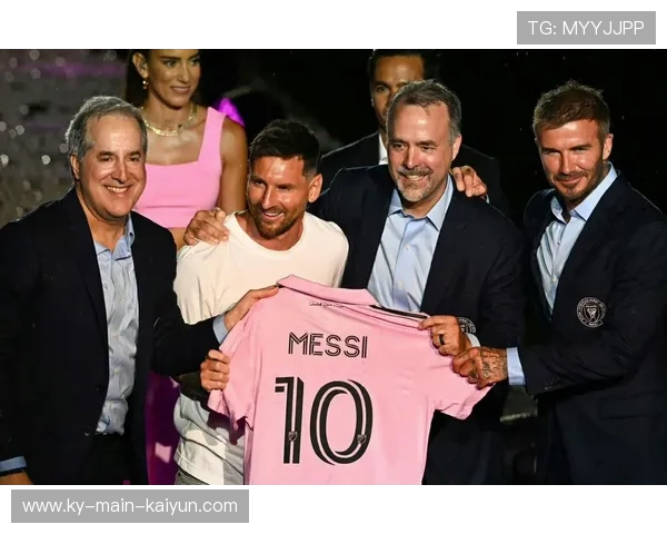 迈阿密国际内部庆典曝光,梅西身边笑容感染所有人 迈阿密国际内部庆典曝光,梅西身边笑容感染所有人