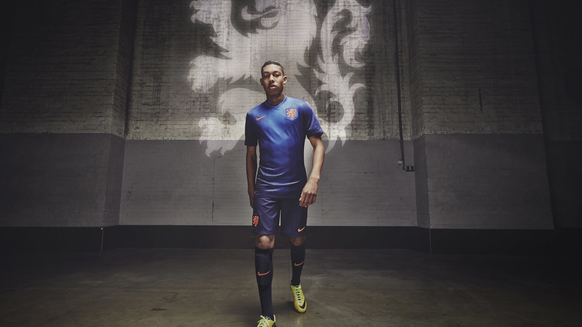 足球比赛精彩进球盘点